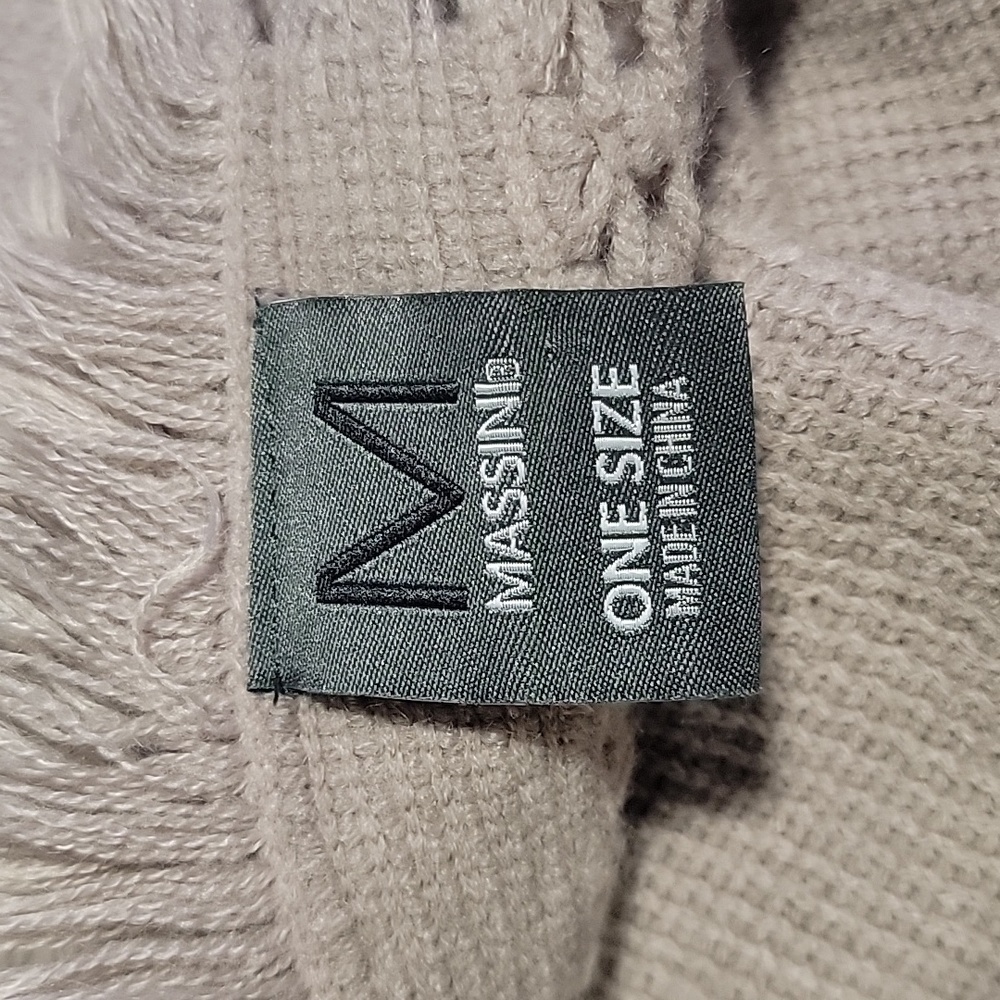 Masini - Picture 3 of 3